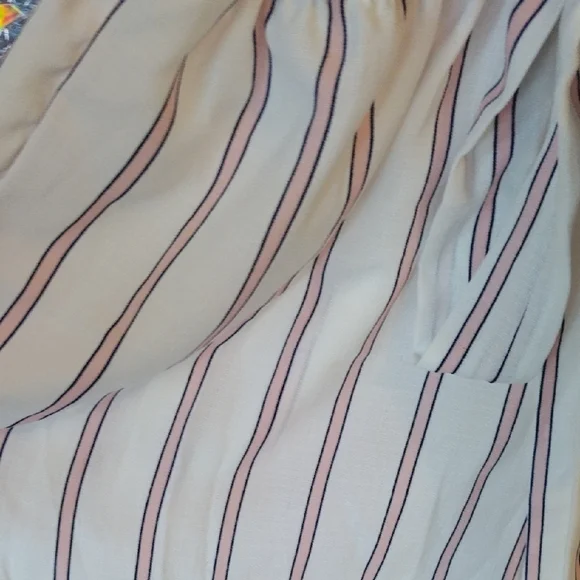 Love Squared High Waist White and Red Shorts - Picture 9 of 9